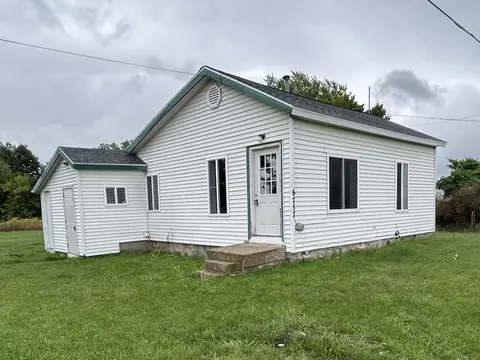 6757 S Sheridan Rd #1, Sheridan, MI 48884