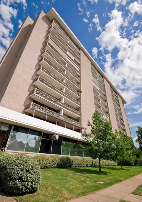 700 E 9th St, Little Rock, AR 72202
