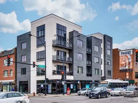 1607 W Irving Park Rd #4B, Chicago, IL 60613