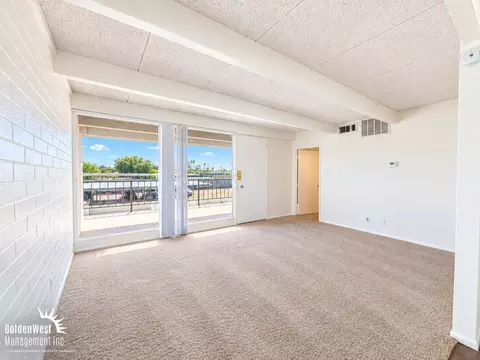 910 E Marlette Ave #20, Phoenix, AZ 85014