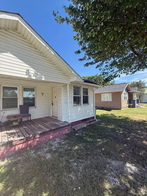 306 Bell St #B, Kannapolis, NC 28081