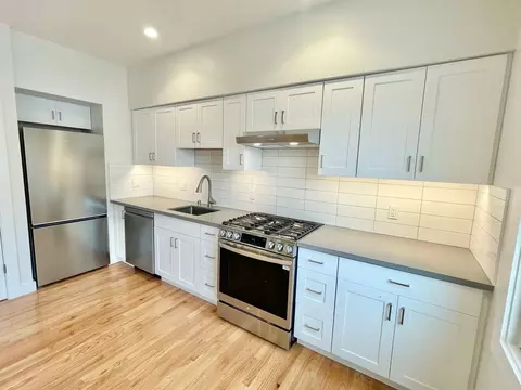 1 Mallorca Way #201, San Francisco, CA 94123