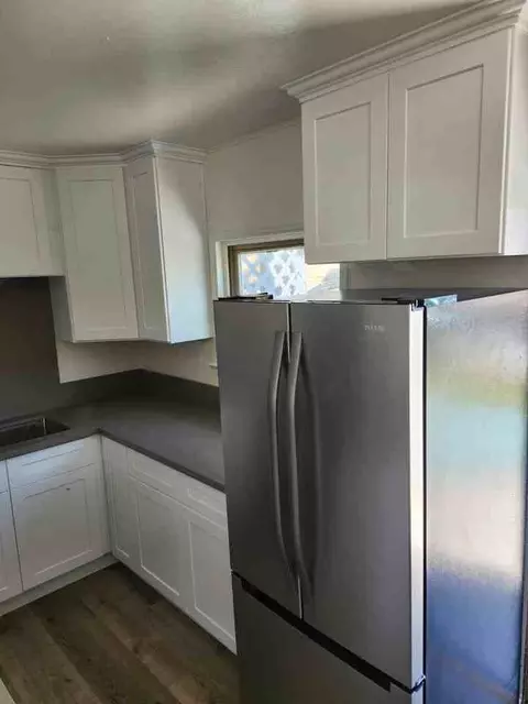 2123 E Piru St, West Rancho Dominguez, CA 90222 photo 4