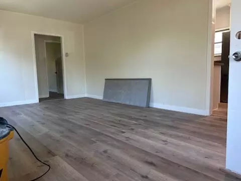 2123 E Piru St, West Rancho Dominguez, CA 90222 photo 7
