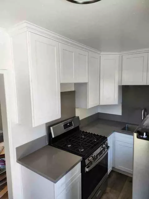2123 E Piru St, West Rancho Dominguez, CA 90222 photo 2