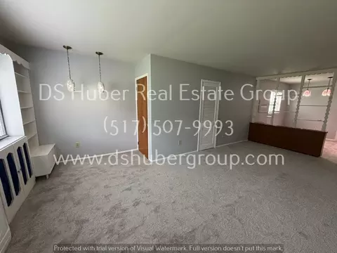 400 Everettdale Ave, Lansing, MI 48910