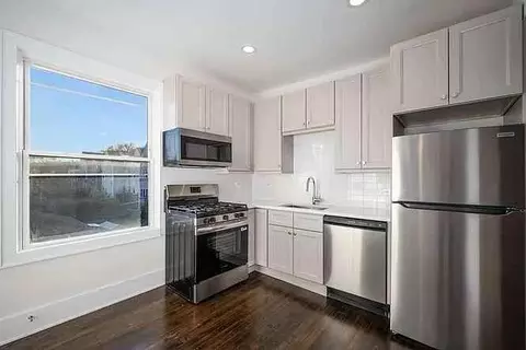3257 N Hamlin Ave #1, Chicago, IL 60618