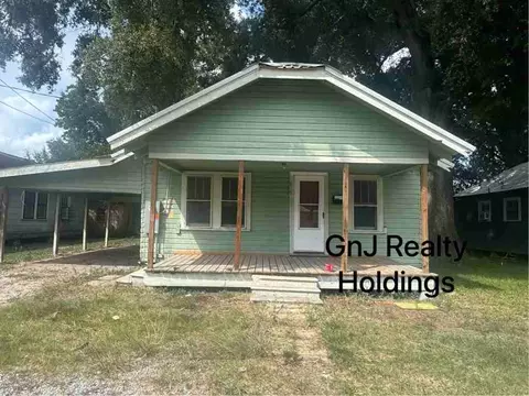 819 E Hargrave St, Crowley, LA 70526