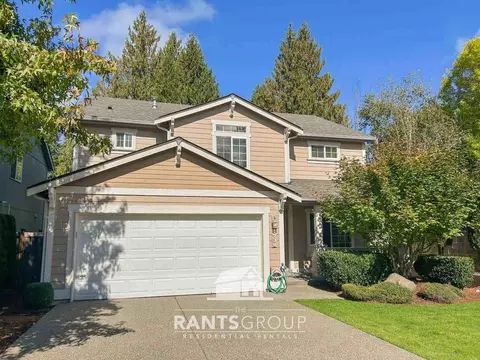 4736 Kapalea Way SE, Lacey, WA 98503