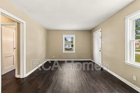 1950 N Dequincy St, Indianapolis, IN 46218