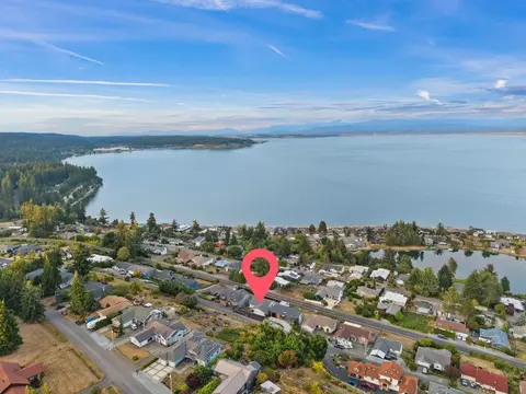 1353 Rainbow Ln #NA, Camano Island, WA 98282