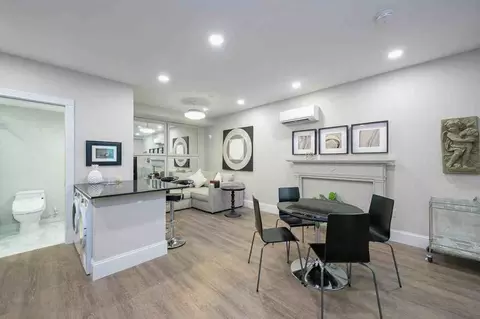 1525 Corcoran St NW #1631304P, Washington, DC 20009