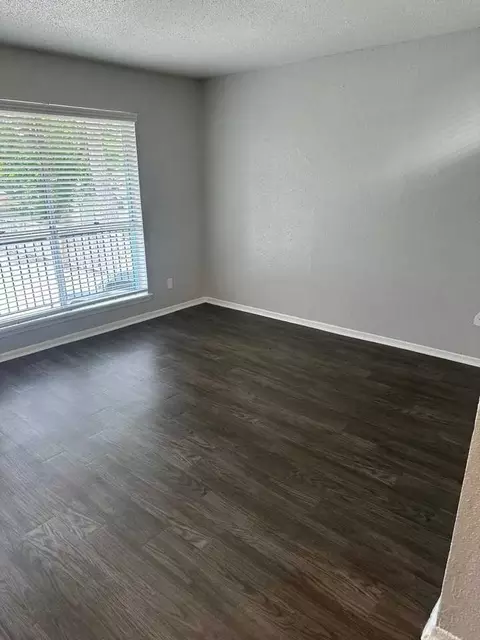 838 Oak St #1, Houston, TX 77018