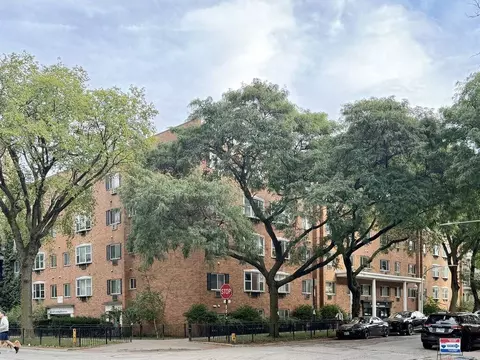 3825 N Pine Grove Ave #506, Chicago, IL 60613