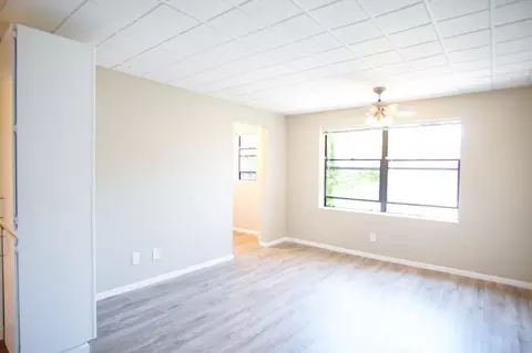 1715 NW Marshall St #204, Portland, OR 97209