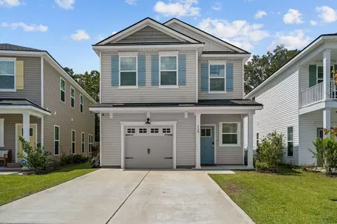 226 Flagler Dr, Savannah, GA 31419