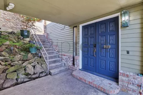 9750 Rainier Ave S #9750, Seattle, WA 98118