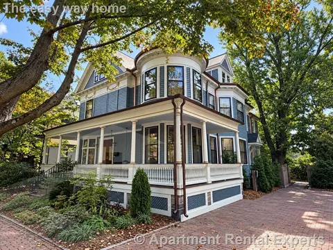 54 Garfield St #A, Cambridge, MA 02138