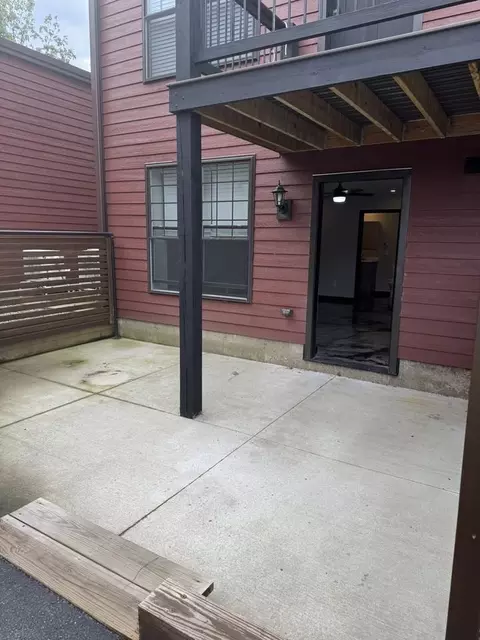 24 Beacon St #113A, Littleton, NH 03561