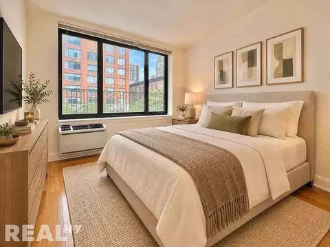 Undisclosed, New York, NY 10028
