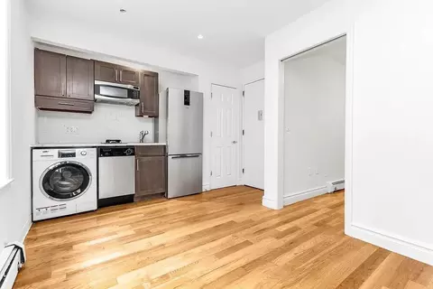 325 E 10th St #R4C, New York, NY 10009