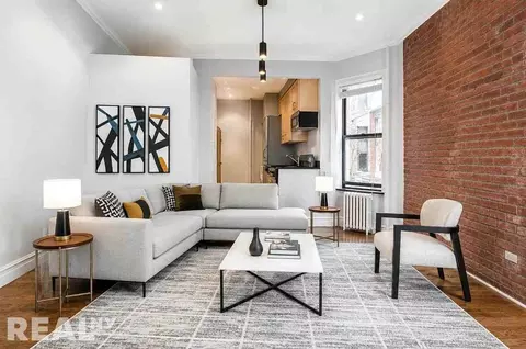 52 Barrow St #1W, New York, NY 10014