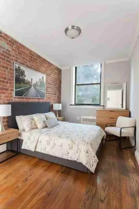 234 W 14th St #2A, New York, NY 10011