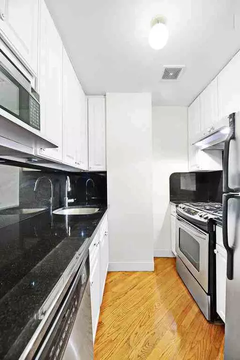 Undisclosed, New York, NY 10019