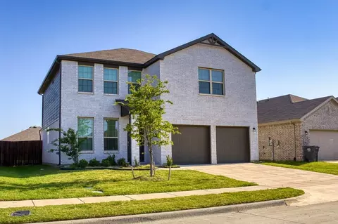 944 Ravenwood Ln, Van Alstyne, TX 75495