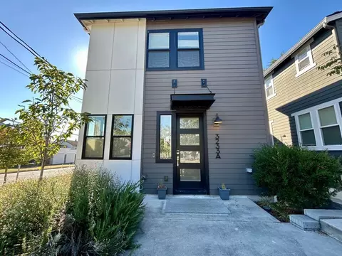3233 17th Ave S, Seattle, WA 98144