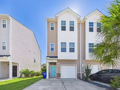 703 Elton Ave #1, Carolina Beach, NC 28428