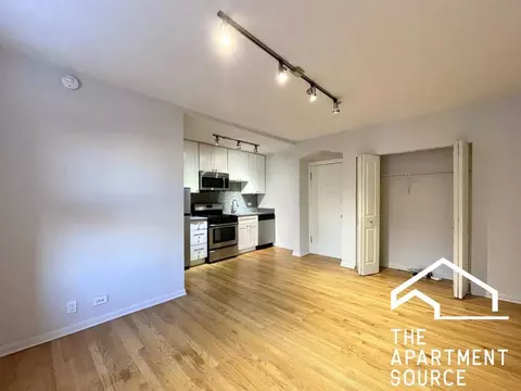 2834 W Palmer St #209, Chicago, IL 60647