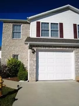 e oaklawn ct, Bloomington, IN 47401