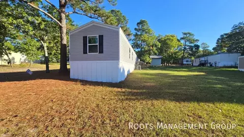 119 Sue St #119S, Spring Lake, NC 28390