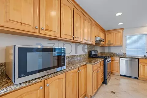 41 Sparrowhawk, Irvine, CA 92604 photo 16
