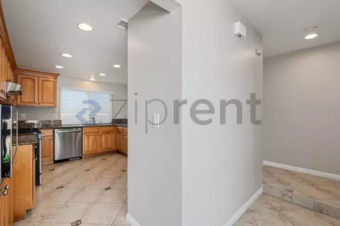 41 Sparrowhawk, Irvine, CA 92604 photo 15