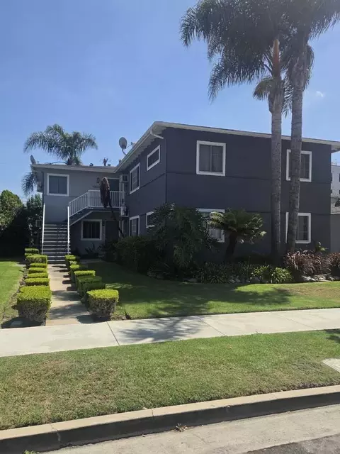8822 Ramsgate Ave #1-2, Los Angeles, CA 90045