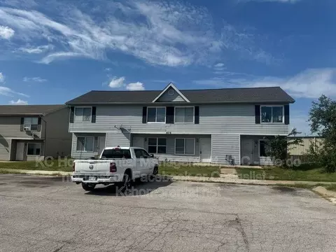 804 Saddlewood St #C, Gardner, KS 66030