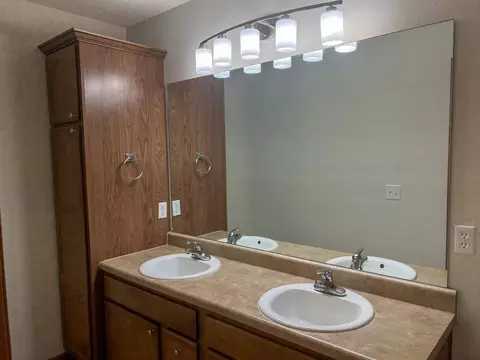2957 W Cardinal St, Springfield, MO 65810 photo 10