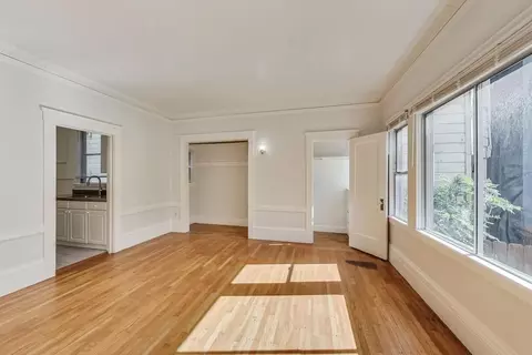 1434 Jackson St #10, Oakland, CA 94612