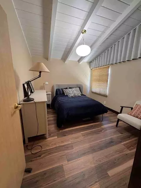 15826 Septo St #3, Los Angeles, CA 91343