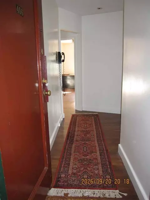 50 Follen St #406, Cambridge, MA 02138