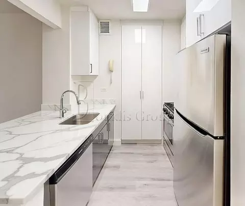 110 Pearl St #14S, New York, NY 10005