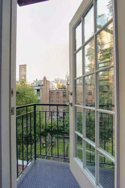 Undisclosed, New York, NY 10011