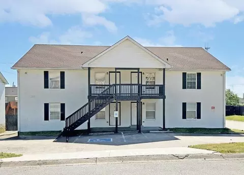 143 Darlene Dr #E, Clarksville, TN 37042