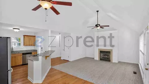 124 Saddle Creek Cir, Dickson, TN 37055