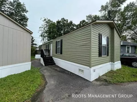 98 Riviera Courts Dr #98, Murray, KY 42071