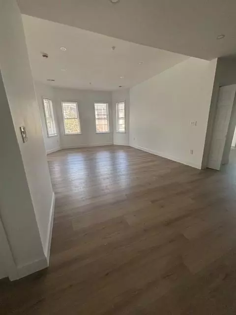 1077 1079 Dorchester Ave #3, Boston, MA 02125