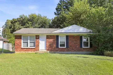 8003 Briarcliff Rd, Louisville, KY 40219