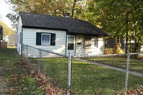 820 Woodbine Ave #1, Lansing, MI 48910